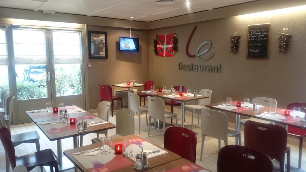 Campanile Bayonne Hotel Екстериор снимка